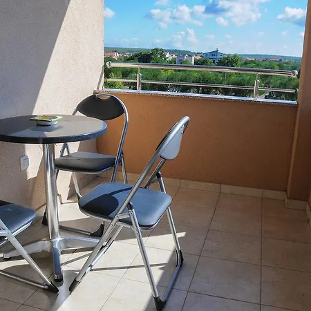 Apartmani Visnjic Sukosan Exterior photo