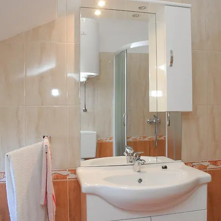 Apartmani Visnjic Sukosan Exterior photo