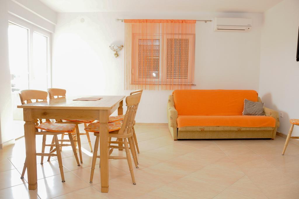 Visnjic Apartment *